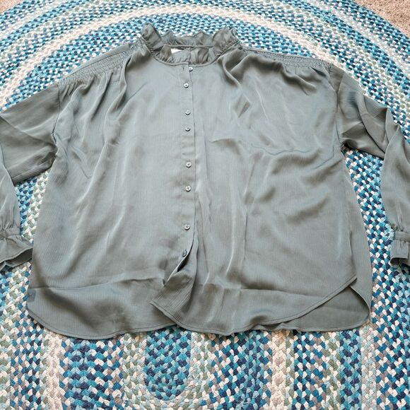 New. Ann Taylor Blouse - Picture 2 of 6